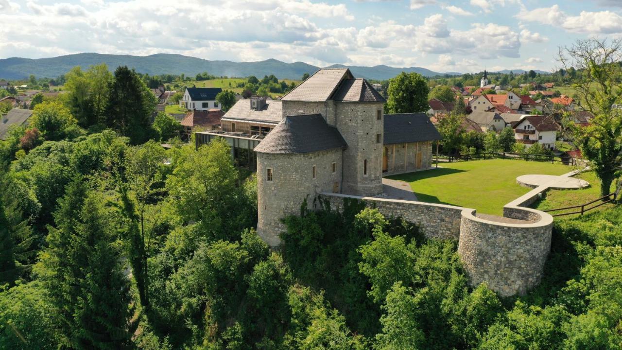 Vinica Castle Exterior foto